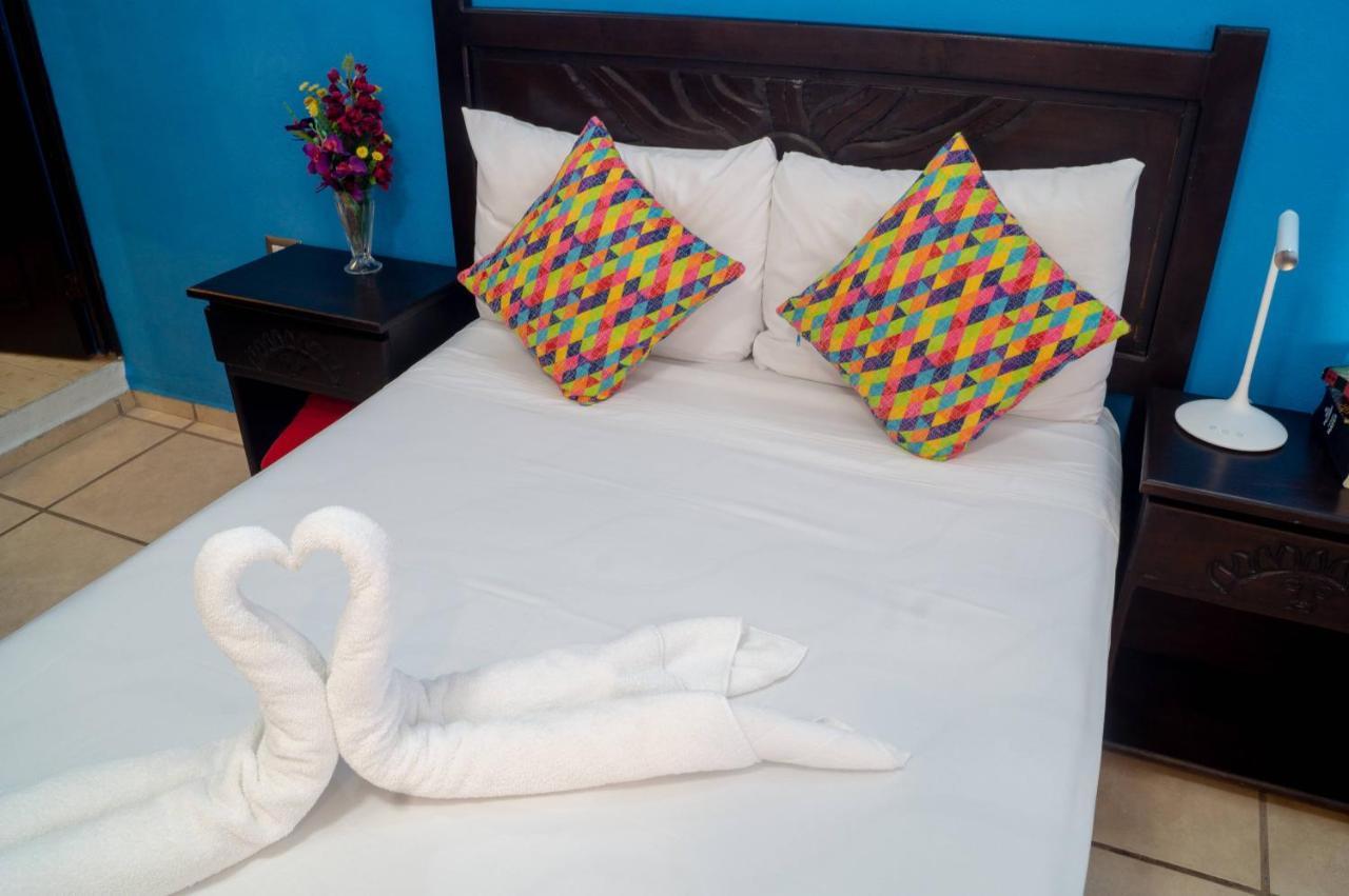 Hotel Sueno Maya Isla Mujeres Bagian luar foto