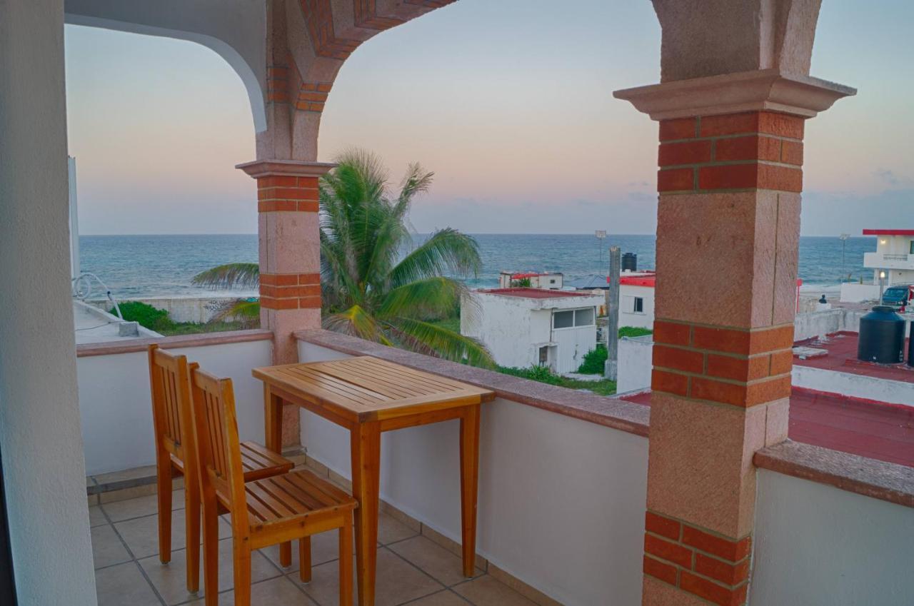 Hotel Sueno Maya Isla Mujeres Bagian luar foto